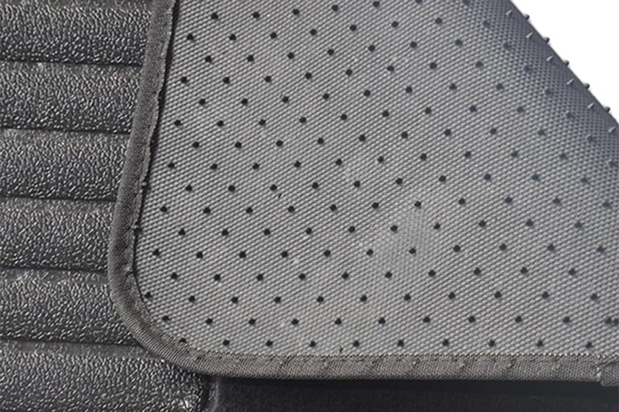 Car floor mat made from carpet fibers