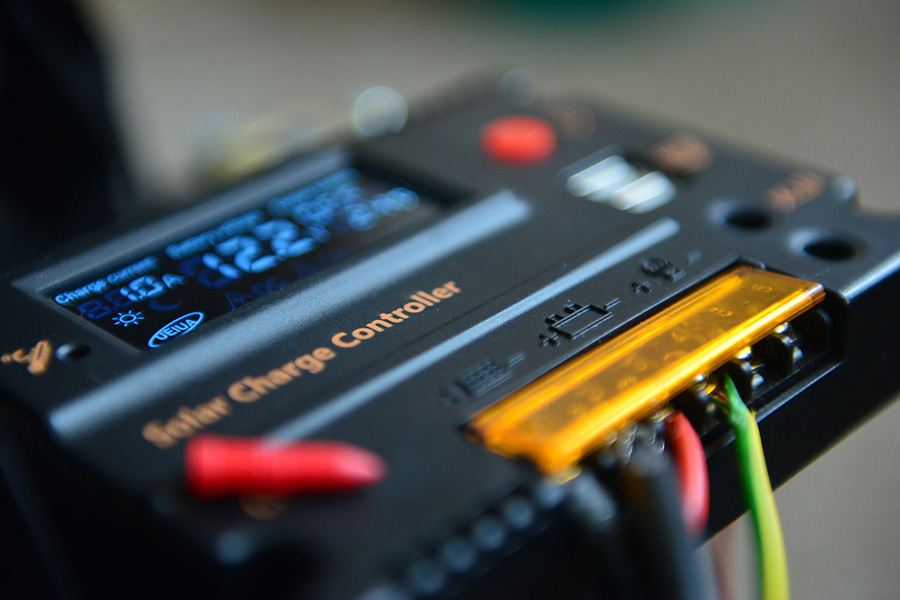 Solar charge controller showing different readings