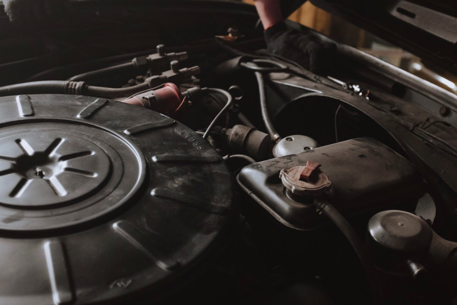 Vehicle engine revealing the coolant pathway